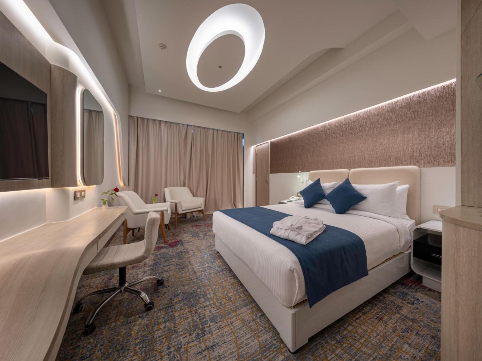 Mirage Hotel & Conference Center Alexandria Exterior photo Deluxe Room