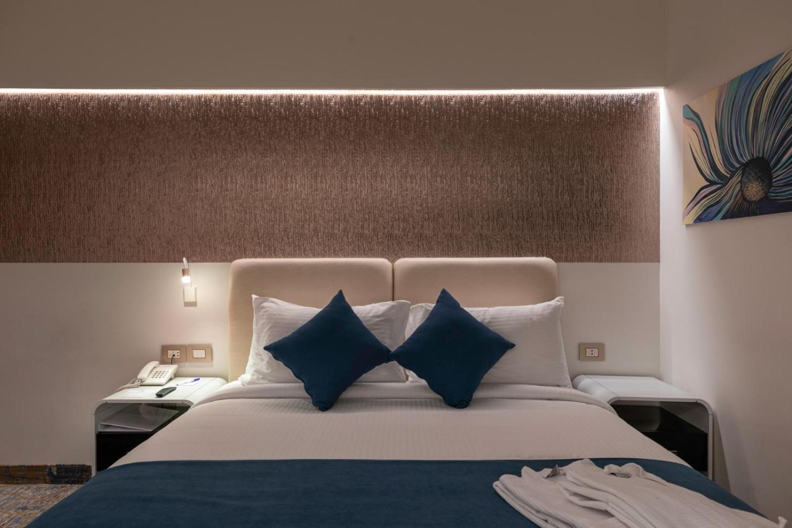 Mirage Hotel & Conference Center Alexandria Exterior photo A bedroom at the hotel