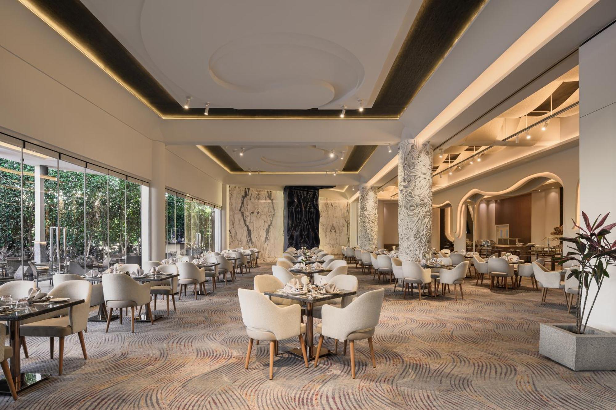Mirage Hotel & Conference Center Alexandria Exterior photo The restaurant