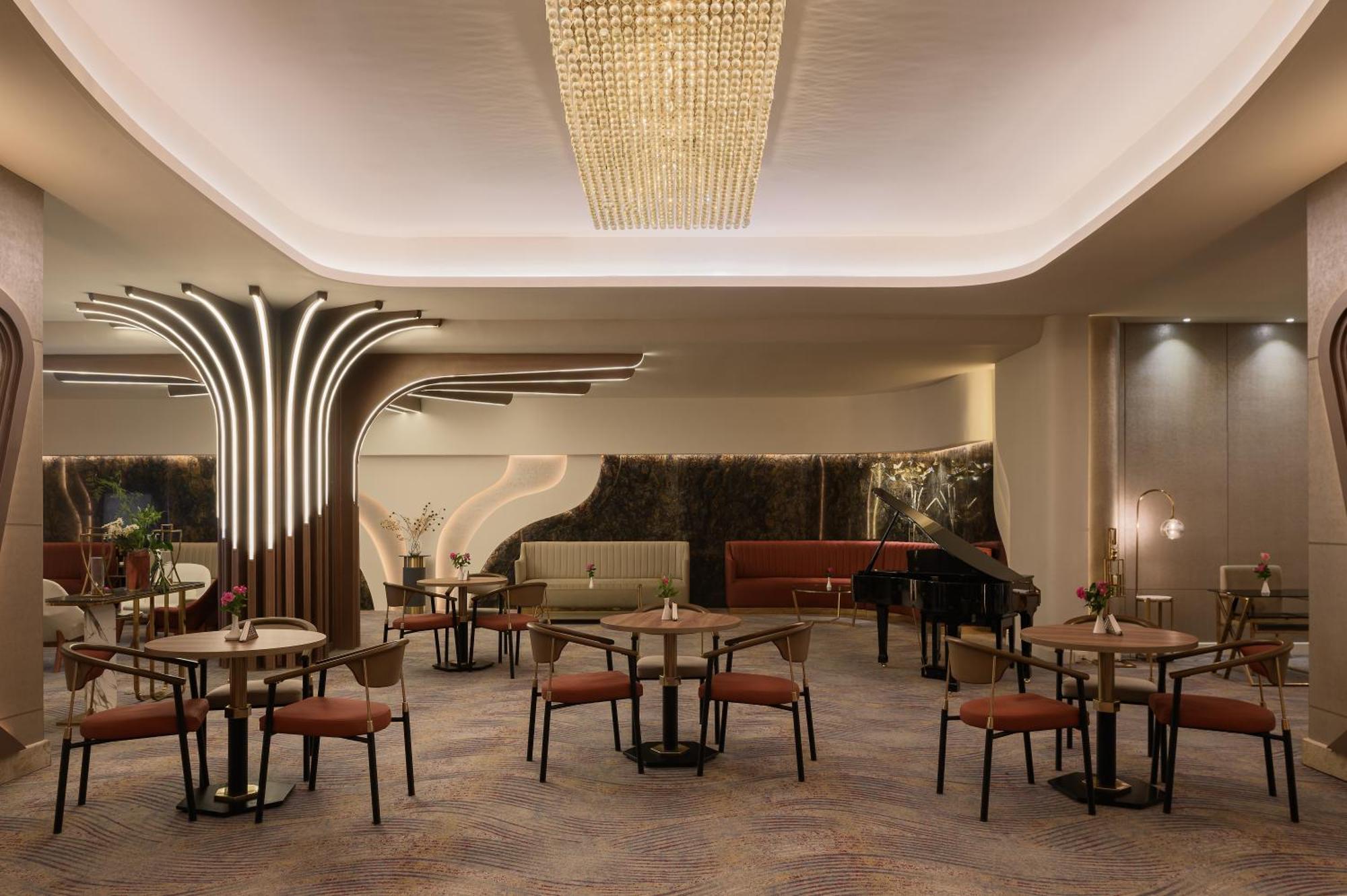 Mirage Hotel & Conference Center Alexandria Exterior photo The interior of the restaurant